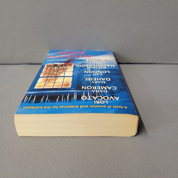 Sugarplums and Scandal by Lori Avocato and Dana Cameron 2006 Paperback Book - Picture 10 of 14